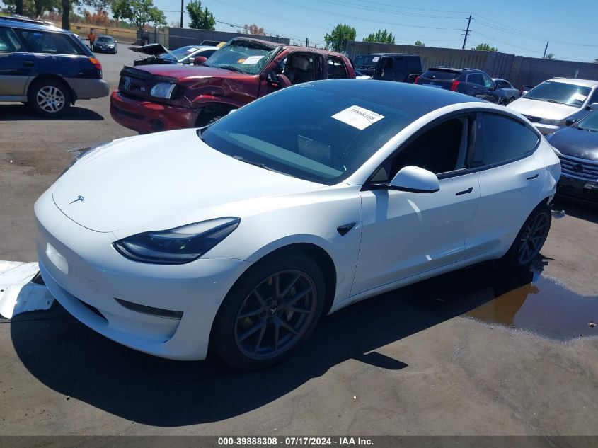 5YJ3E1EB7NF193349 2022 TESLA MODEL 3 - Image 2