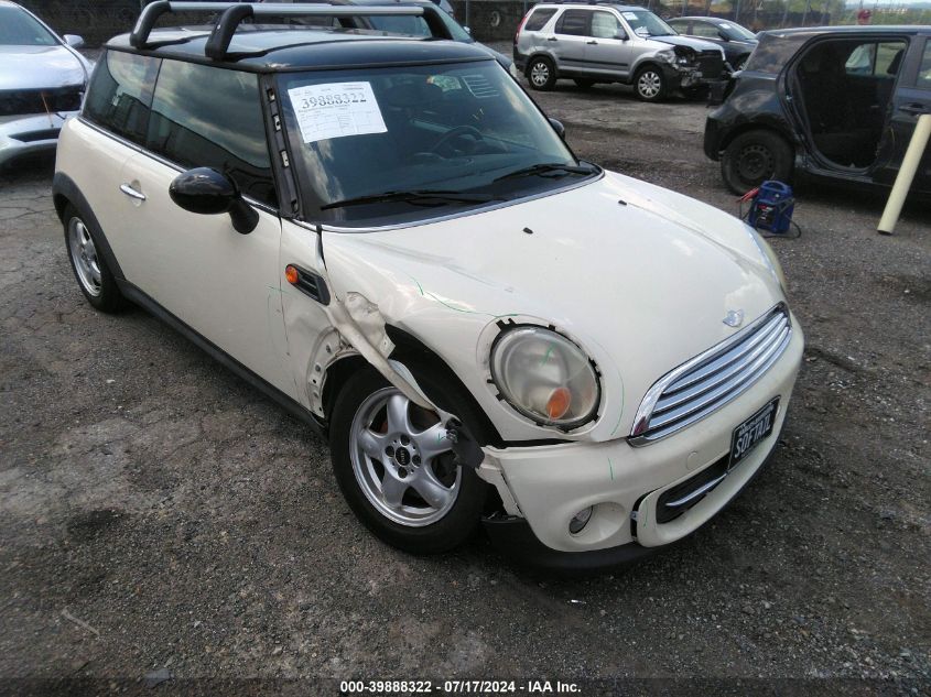 2011 Mini Cooper VIN: WMWSU3C54BT095943 Lot: 39888322