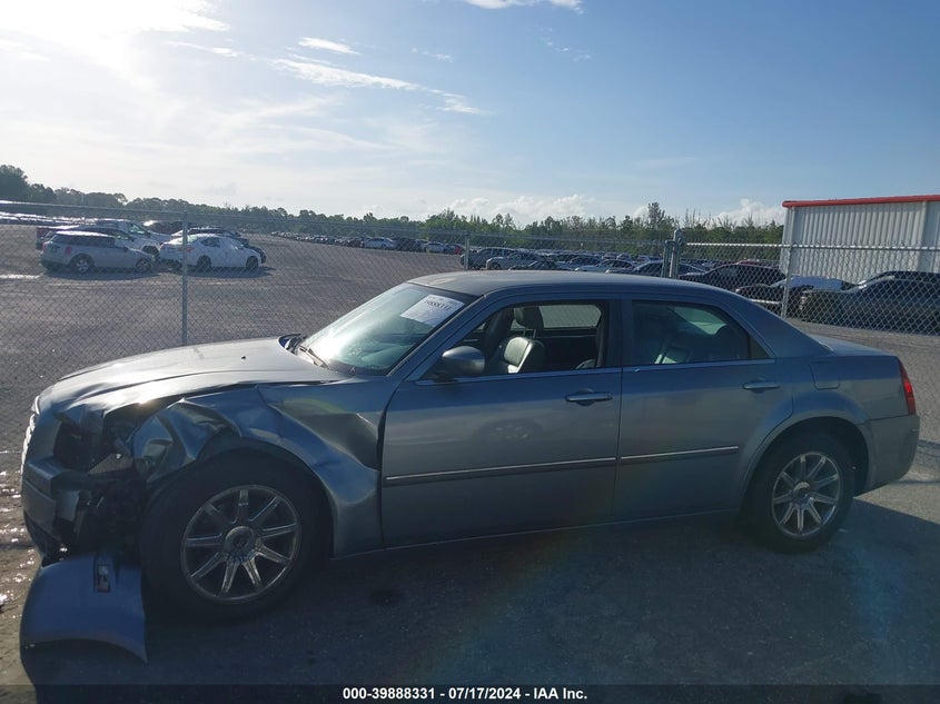 2006 Chrysler 300 Touring VIN: 2C3KA53G56H230170 Lot: 39888331