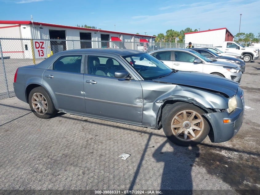 2006 Chrysler 300 Touring VIN: 2C3KA53G56H230170 Lot: 39888331