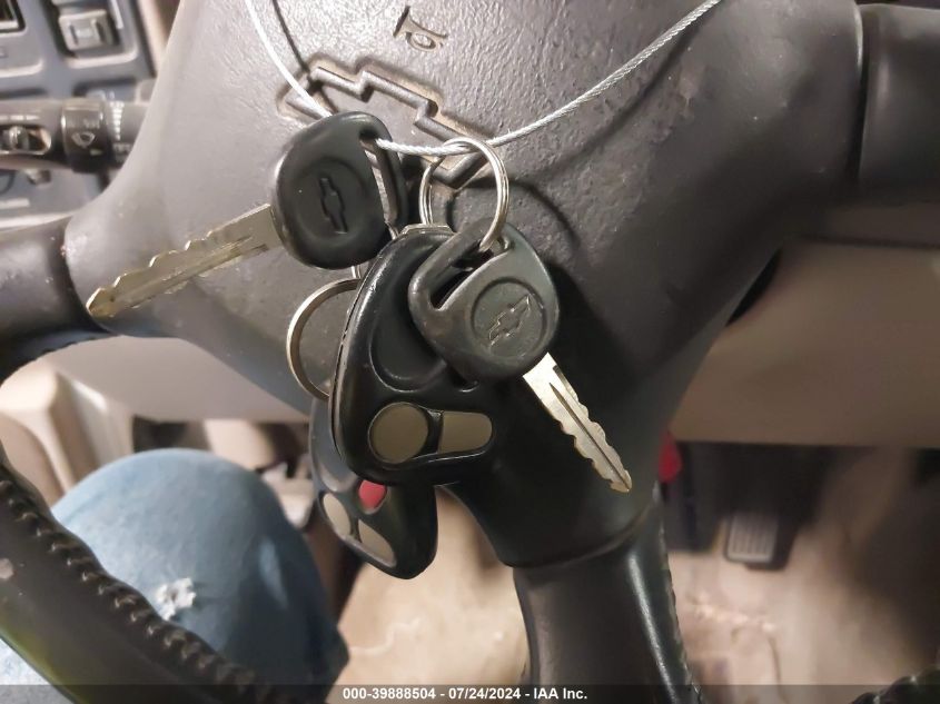 2001 Chevrolet Tahoe Lt VIN: 1GNEK13T91R154576 Lot: 39888504