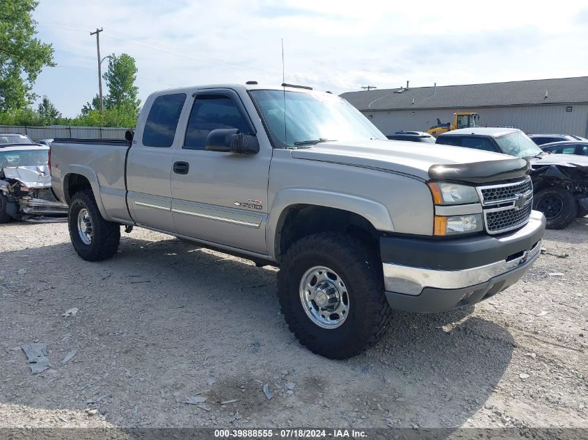 2005 Chevrolet Silverado K2500 Heavy Duty VIN: 1GCHK29235E313793 Lot: 39888555