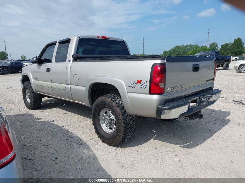 2005 Chevrolet Silverado K2500 Heavy Duty VIN: 1GCHK29235E313793 Lot: 39888555