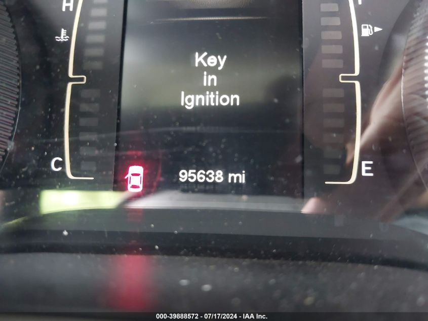 2016 Jeep Cherokee Latitude VIN: 1C4PJMCB8GW187060 Lot: 39888572