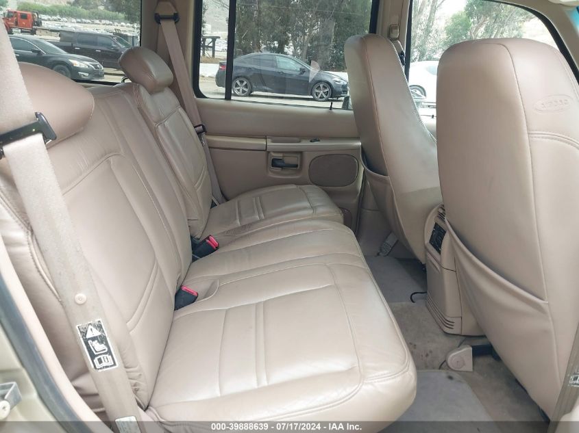 1999 Ford Explorer Eddie Bauer/Limited/Xlt VIN: 1FMDU34E1XZA64059 Lot: 39888639