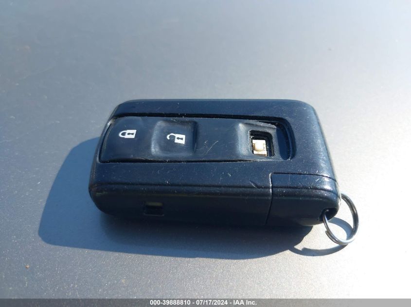 2005 Toyota Prius VIN: JTDKB20U253104058 Lot: 39888810