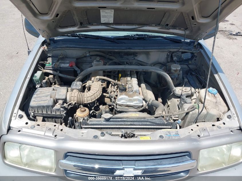 2002 Chevrolet Tracker Hard Top Base VIN: 2CNBJ13C926955676 Lot: 39889178