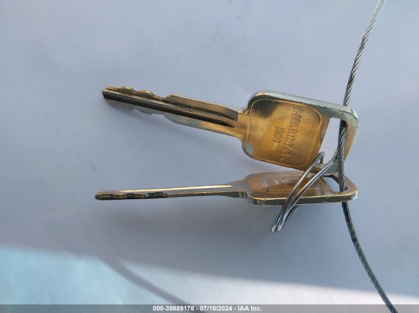 2002 Chevrolet Tracker Hard Top Base VIN: 2CNBJ13C926955676 Lot: 39889178