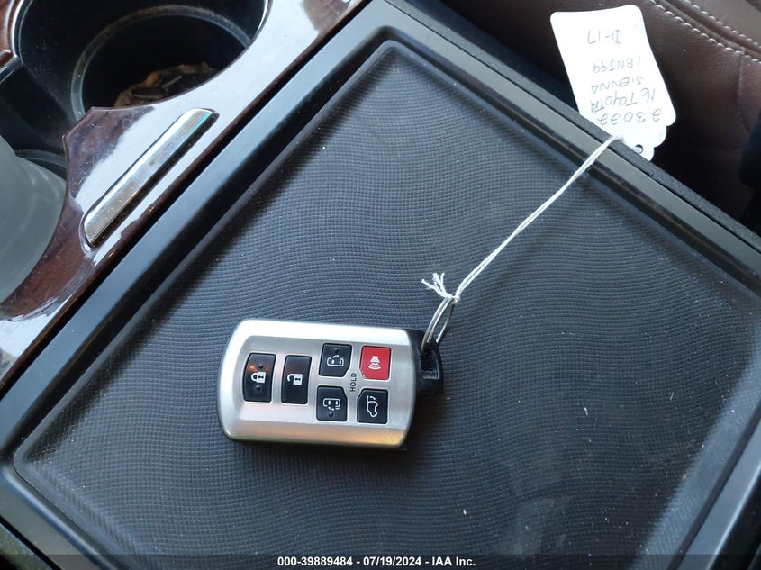 2016 Toyota Sienna Limited Premium 7 Passenger VIN: 5TDDK3DC9GS135356 Lot: 39889484