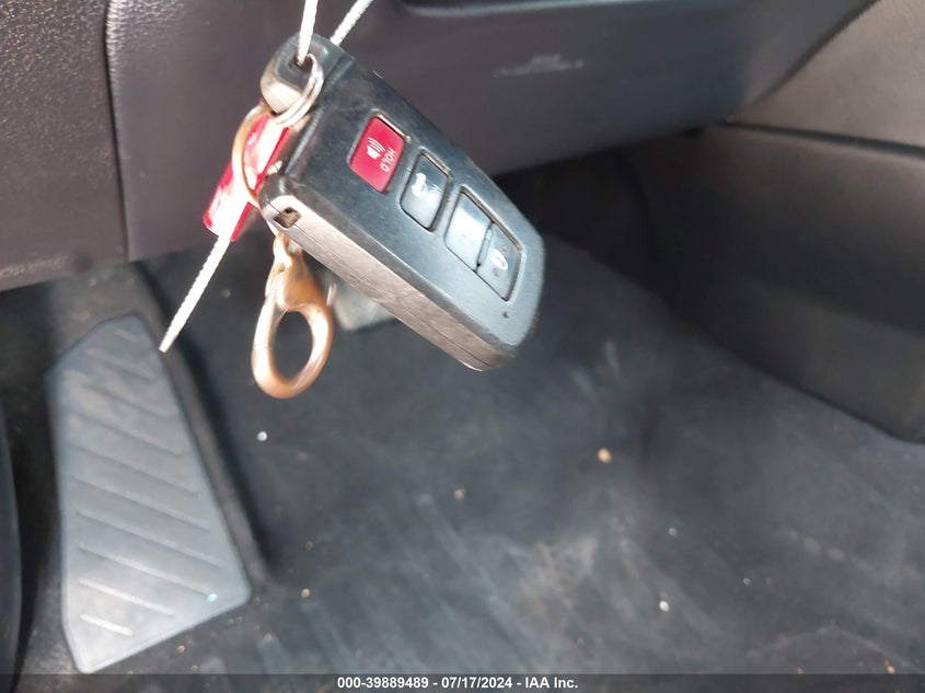 2018 TOYOTA COROLLA L/LE/XLE/SE/XSE - 5YFBURHE3JP752722