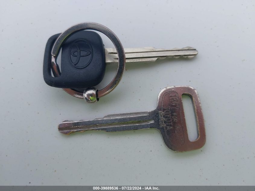 1998 Toyota Rav4 VIN: JT3GP10V8W0023633 Lot: 39889536