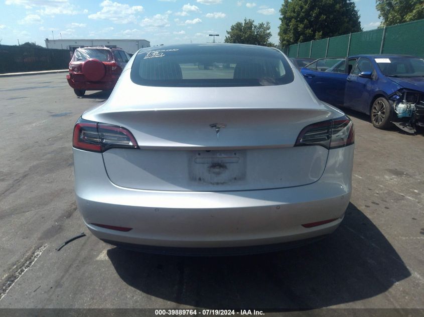 2018 Tesla Model 3 Long Range/Mid Range VIN: 5YJ3E1EA2JF089398 Lot: 39889764