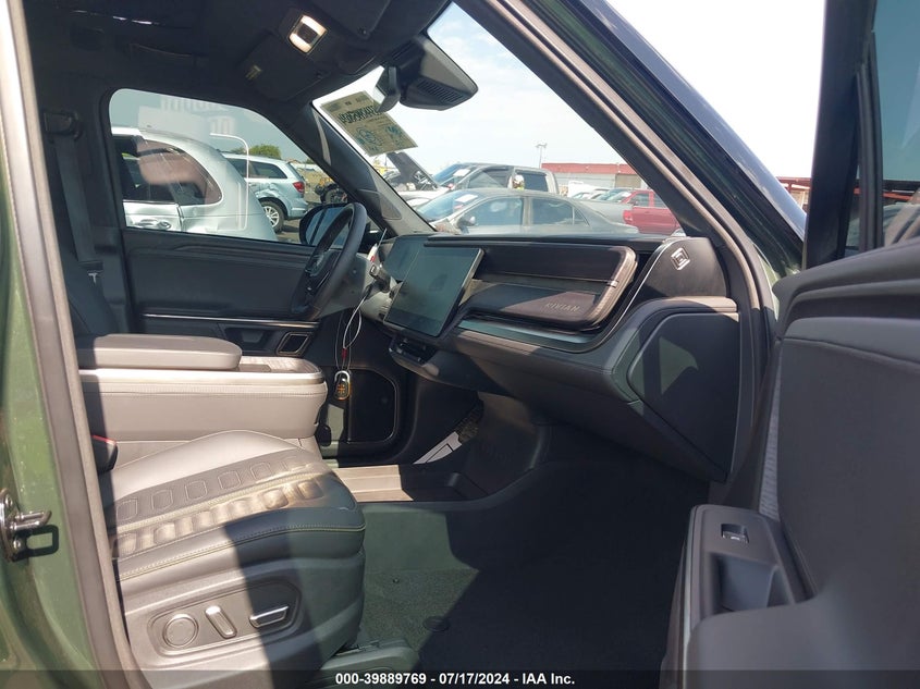 VIN 7PDSGABA5PN014546 2023 RIVIAN R1S ADVENTURE