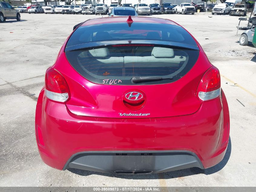 2013 Hyundai Veloster Base W/Gray VIN: KMHTC6AD9DU085214 Lot: 39889873