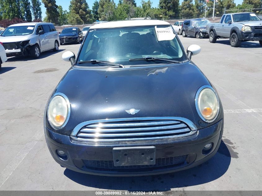 2008 Mini Cooper VIN: WMWMF33508TT62569 Lot: 39889982