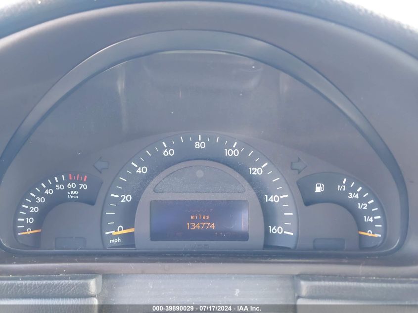 2002 Mercedes-Benz C 320 320 VIN: WDBRF64J82E005933 Lot: 39890029