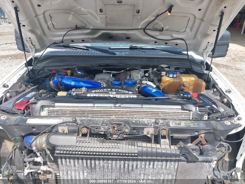 2008 Ford F-250 Fx4/Harley-Davidson/King Ranch/Lariat/Xl/Xlt VIN: 1FTSW21R28EB16914 Lot: 39890187