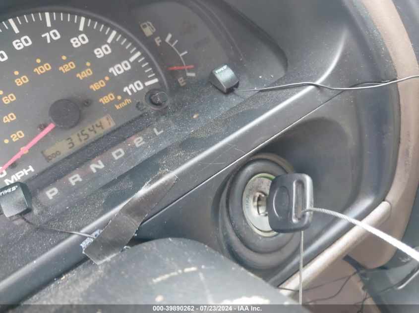 2002 Toyota 4Runner Sr5 V6 VIN: JT3GN86R520251690 Lot: 39890262