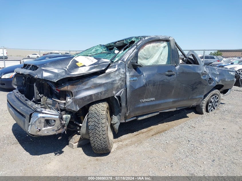 2017 TOYOTA TUNDRA SR5 5.7L V8 - 5TFDY5F12HX639300