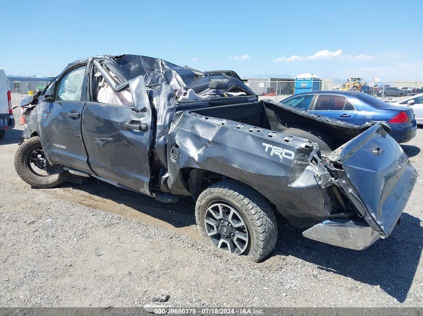 2017 TOYOTA TUNDRA SR5 5.7L V8 - 5TFDY5F12HX639300