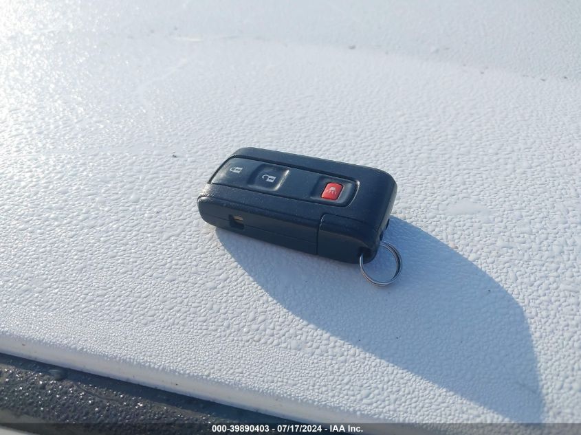 2004 Toyota Prius VIN: JTDKB20U940074329 Lot: 39890403