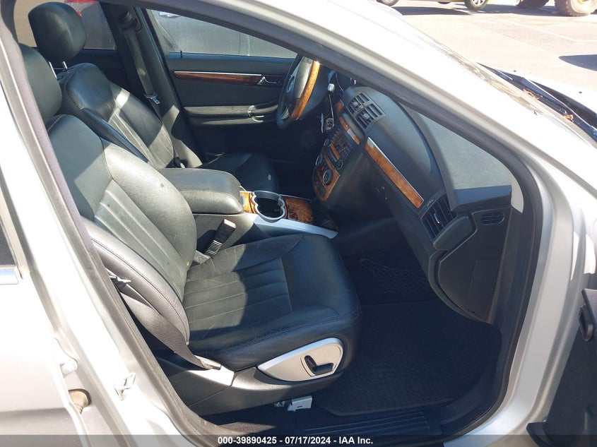 2006 Mercedes-Benz R 350 4Matic VIN: 4JGCB65E36A025777 Lot: 39890425