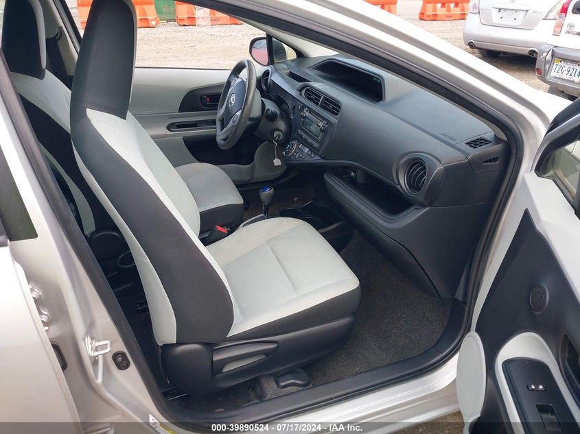 2012 Toyota Prius C One VIN: JTDKDTB34C1516141 Lot: 39890524