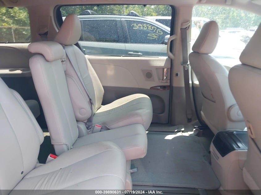 2012 Toyota Sienna Xle V6 8 Passenger VIN: 5TDYK3DC9CS184228 Lot: 39890631