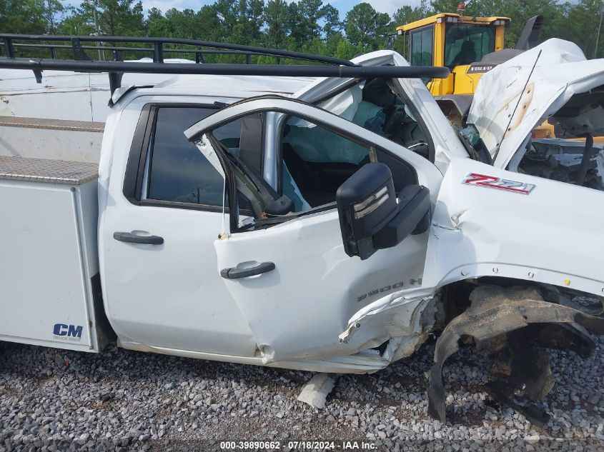 2022 Chevrolet Silverado 2500Hd 4Wd Double Cab Long Bed Wt VIN: 1GC5YLE70NF348083 Lot: 39890662