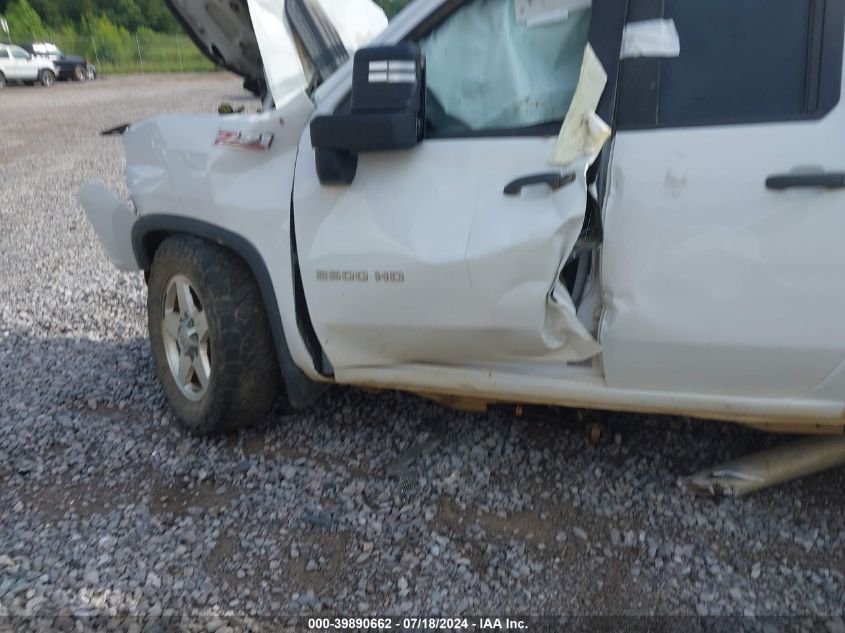 2022 Chevrolet Silverado 2500Hd 4Wd Double Cab Long Bed Wt VIN: 1GC5YLE70NF348083 Lot: 39890662