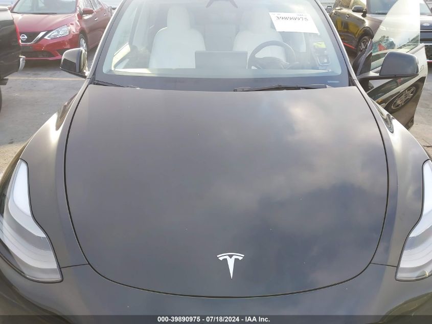 2023 Tesla Model Y VIN: 7SAYGDEF2PF968649 Lot: 39890975