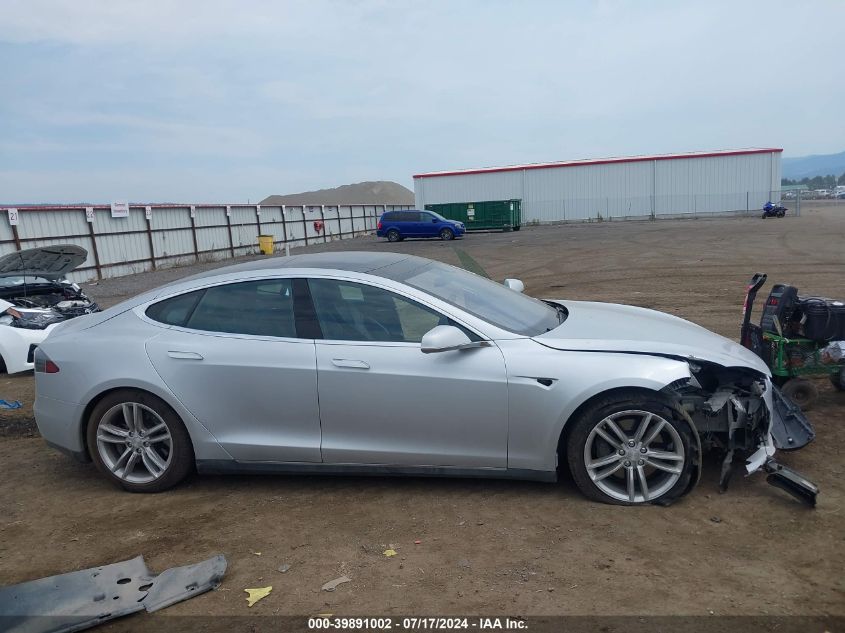 2015 Tesla Model S VIN: 5YJSA1E22FF111553 Lot: 39891002