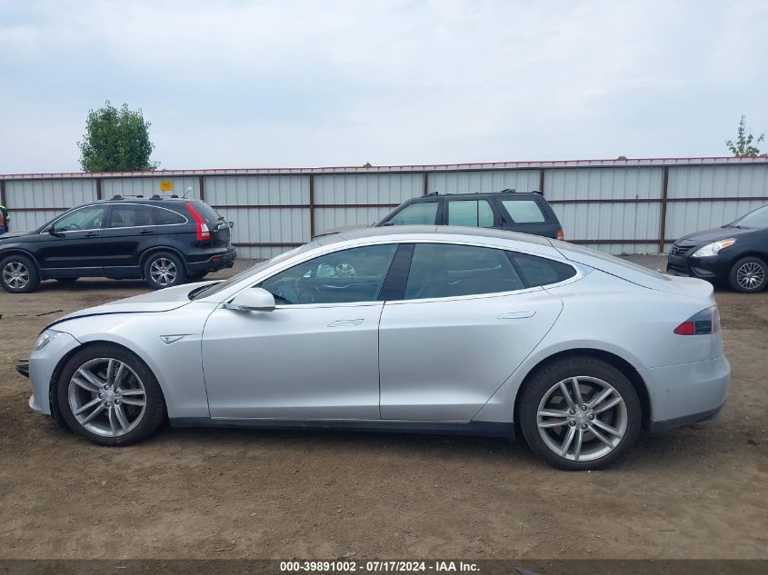 2015 Tesla Model S VIN: 5YJSA1E22FF111553 Lot: 39891002