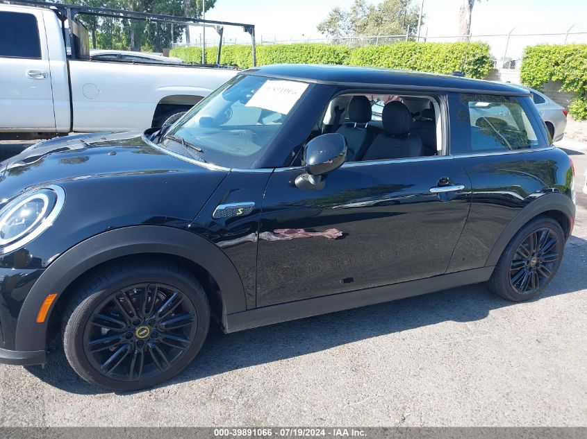 2024 Mini Se Hardtop Cooper VIN: WMW13DJ0XR2V84570 Lot: 39891066