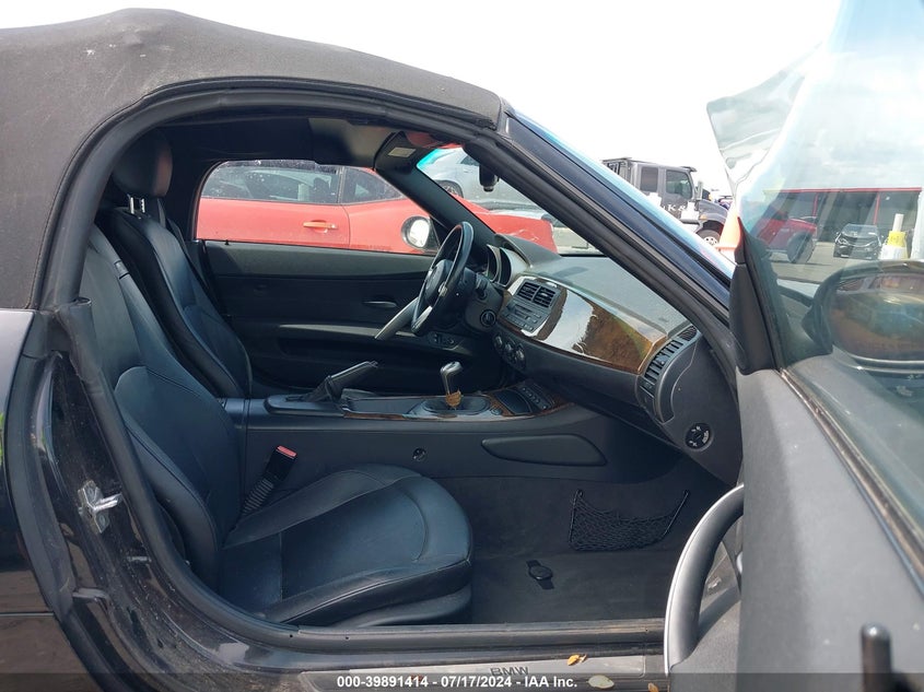 2006 BMW Z4 3.0Si VIN: 4USBU53556LW92100 Lot: 39891414