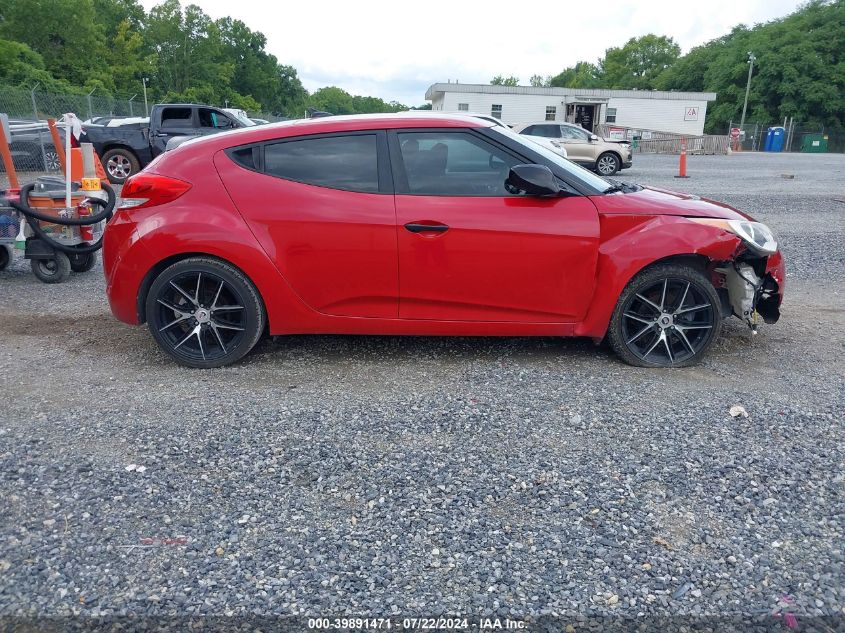 2013 Hyundai Veloster Base W/Black VIN: KMHTC6AD4DU178772 Lot: 39891471