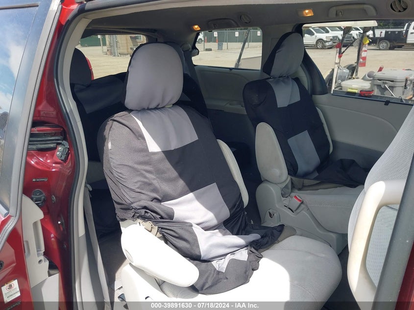 2011 Toyota Sienna Le V6 VIN: 5TDKK3DC9BS063591 Lot: 39891630