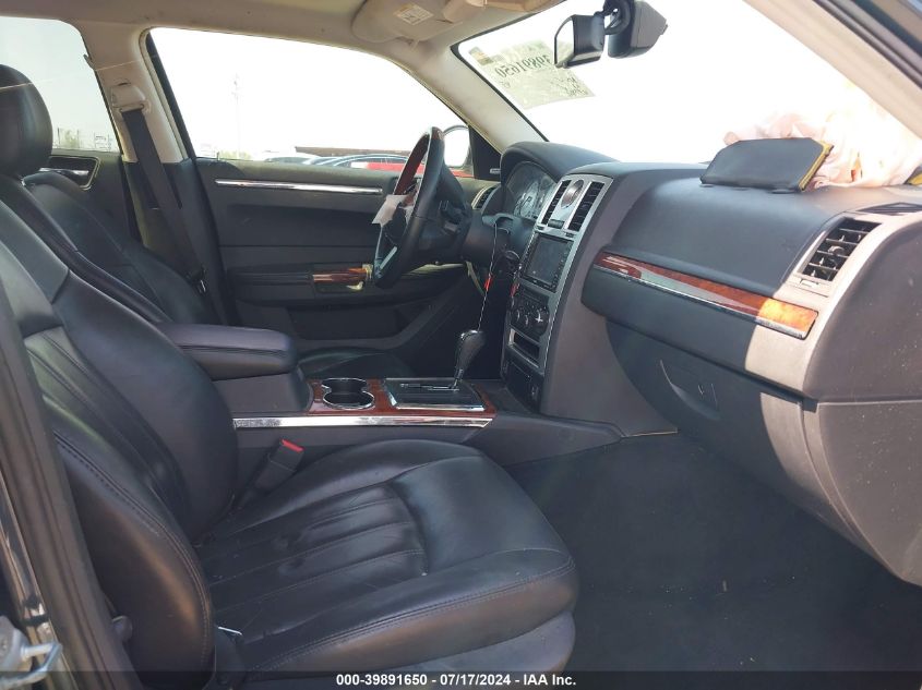 2008 Chrysler 300C VIN: 2C3LA63H888129579 Lot: 39891650