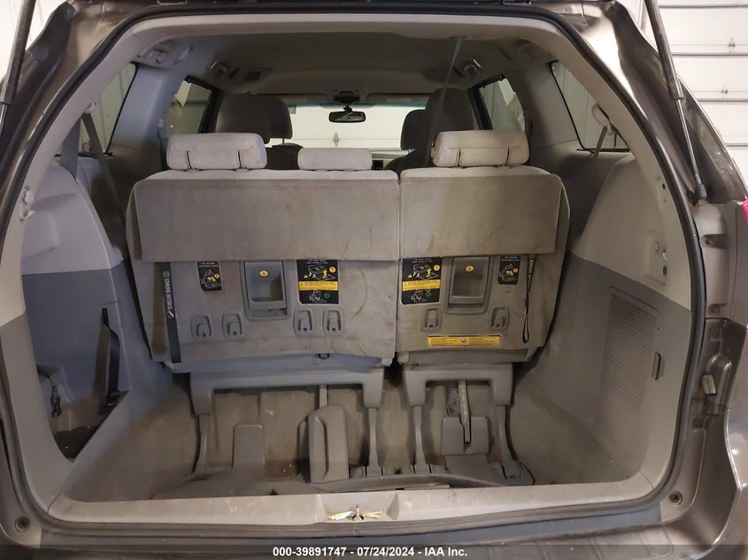 2013 Toyota Sienna Le V6 8 Passenger VIN: 5TDKK3DC6DS389500 Lot: 39891747