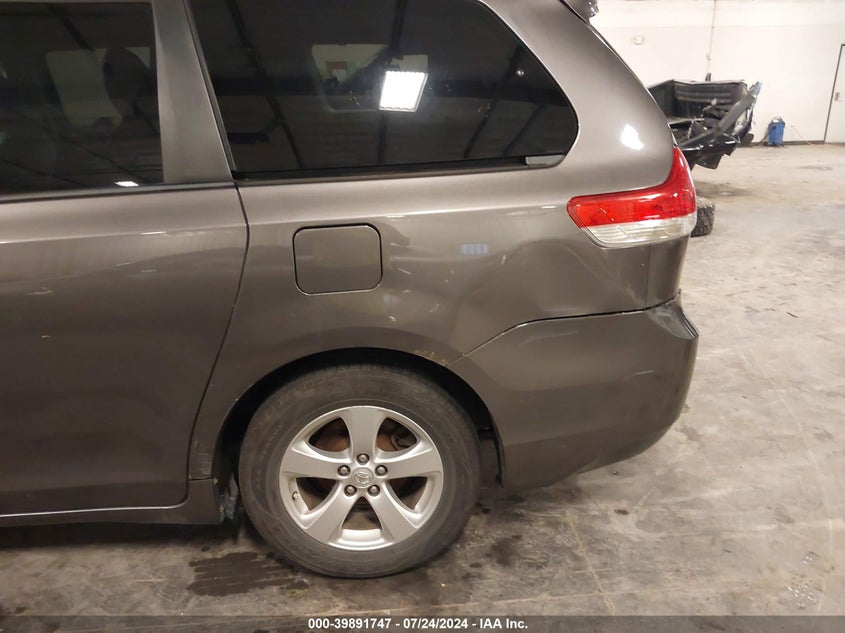 2013 Toyota Sienna Le V6 8 Passenger VIN: 5TDKK3DC6DS389500 Lot: 39891747