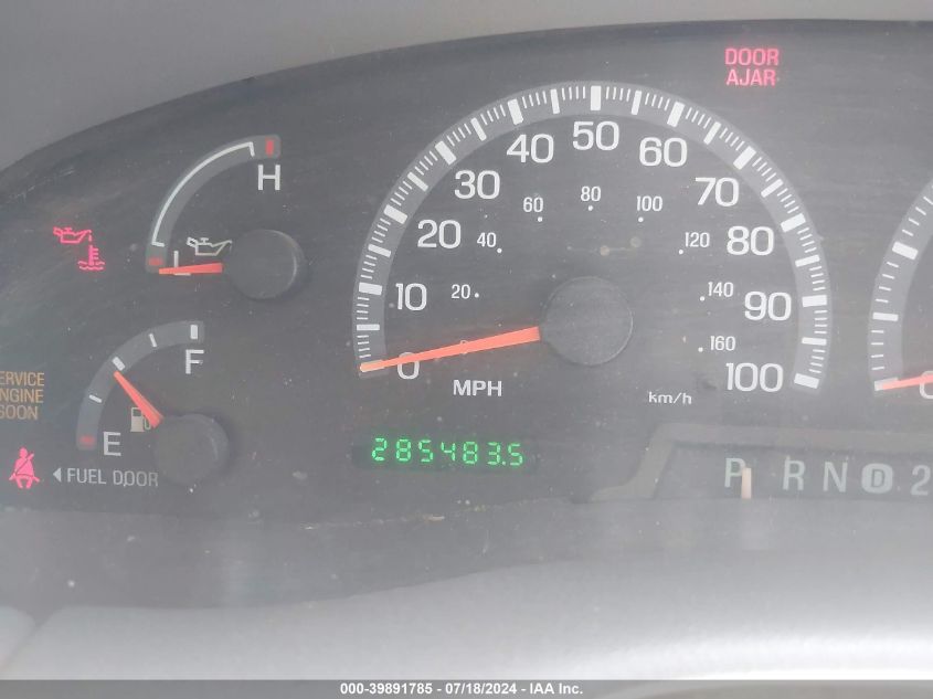 2000 Ford Expedition Xlt VIN: 1FMRU1664YLC22284 Lot: 39891785