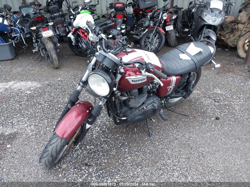 2014 TRIUMPH MOTORCYCLE BONNEVILLE - SMT900K11ET644059