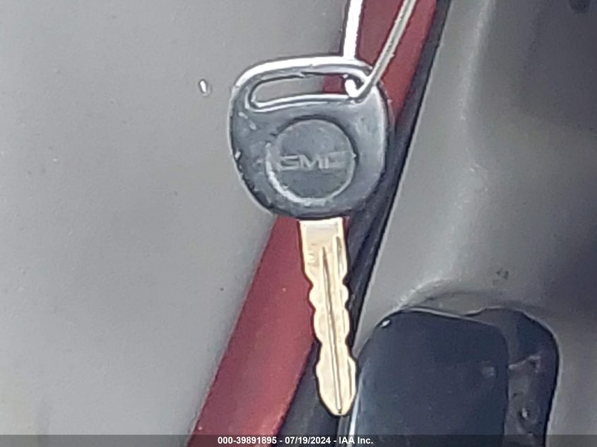 2000 GMC Safari Xt VIN: 1GKDM19W5YB532643 Lot: 39891895