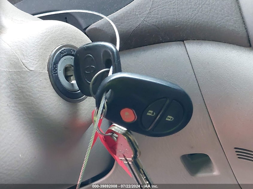 2006 Toyota Sienna Le VIN: 5TDZA23C16S447321 Lot: 39892008