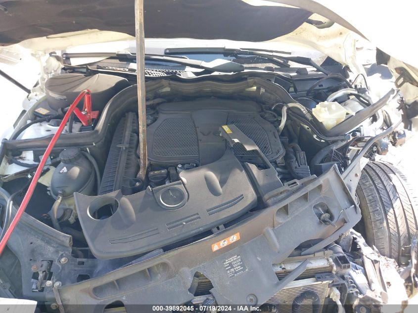 2013 Mercedes-Benz C 300 4Matic VIN: WDDGF8AB2DR287182 Lot: 39892045