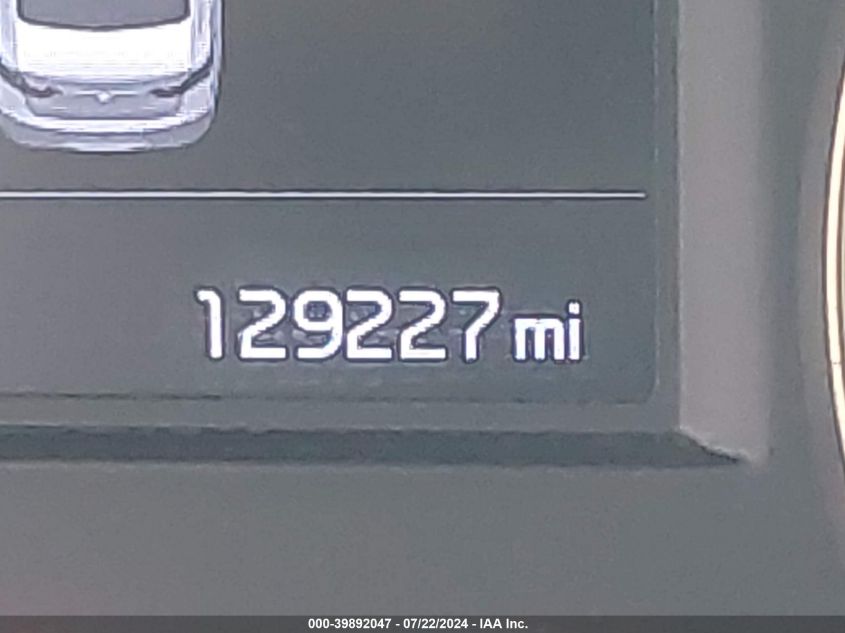 2017 Kia Cadenza Premium VIN: KNALC4J14H5039429 Lot: 39892047