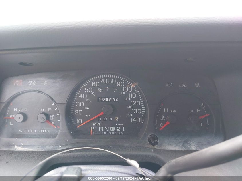 2000 Ford Crown Victoria Police Interceptor VIN: 2FAFP71W3YX167005 Lot: 39892200