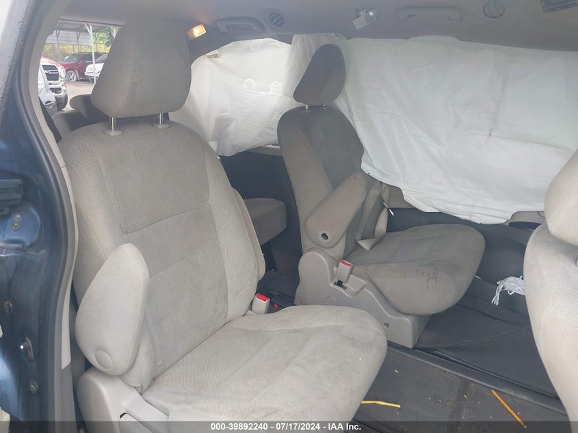 2015 Toyota Sienna L 7 Passenger VIN: 5TDZK3DC2FS673496 Lot: 39892240