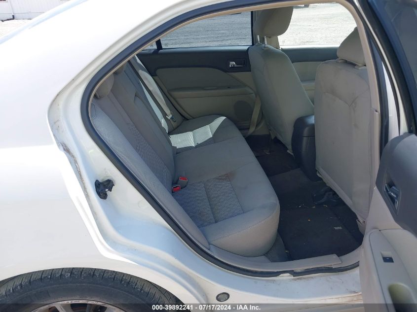 2010 Ford Fusion S VIN: 3FAHP0GA8AR395064 Lot: 39892241