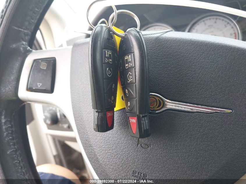 2010 Chrysler Town & Country Touring Plus VIN: 2A4RR8DX7AR361469 Lot: 39892300